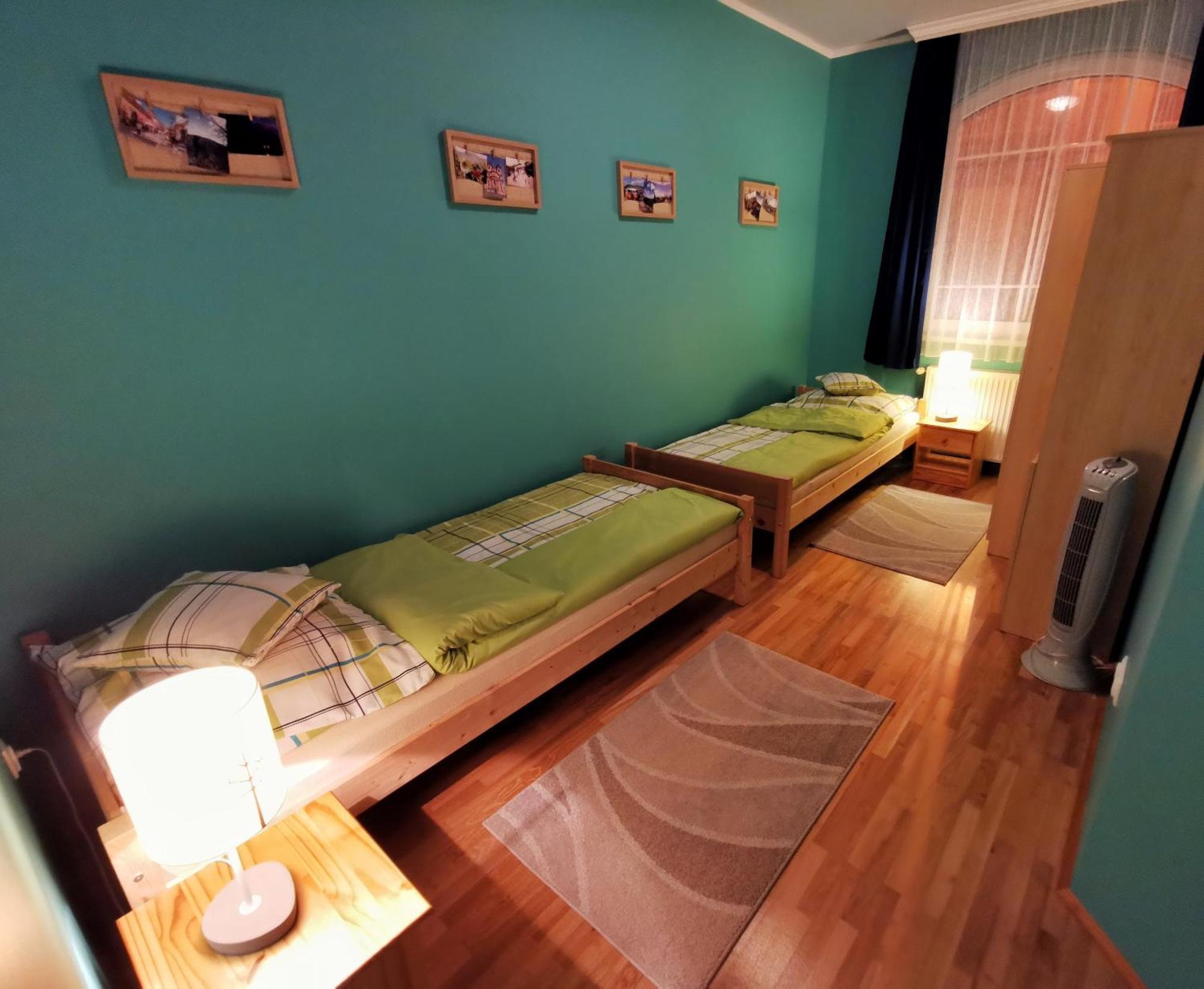 Boros Vendeghaz Eger Villa Exteriör bild