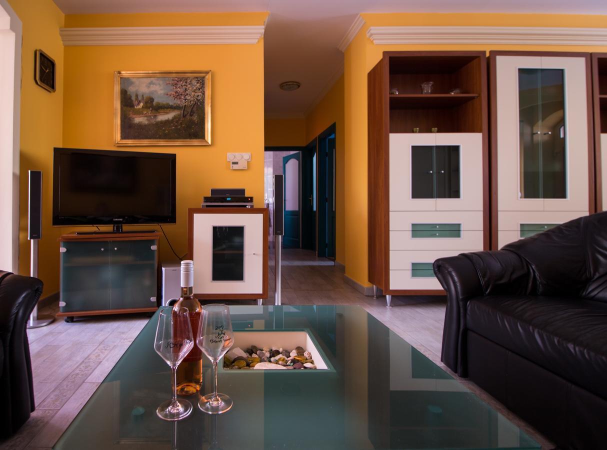 Boros Vendeghaz Eger Villa Exteriör bild